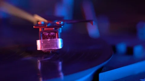 Record player, 4K. Video stock 85360014