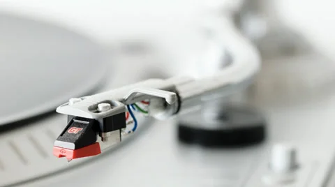 Record player focus pull and power on Video stock 36366382