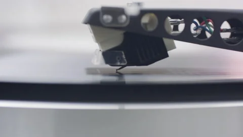 Record player needle on spinning vinyl Video stock 137639827