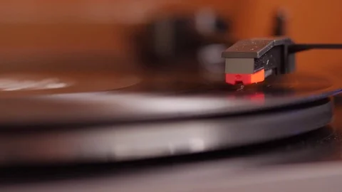 Record player playing in slowmo Stock Footage 77021281
