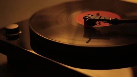 Record player with a vinyl spinning and stopping Video stock 147668103