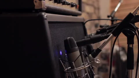 Recording guitar amp in studio Stock-Footage 46604685