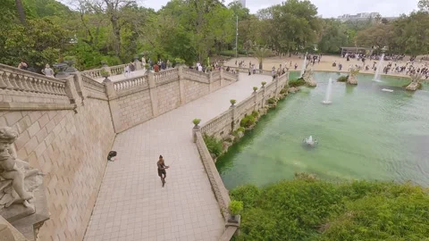 Recreation in the Famous Parc de la Ciutadella Stockbeeldmateriaal 315087548