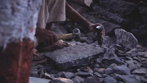 Rectangle size stone splitting indian methods closeup view Stockbeeldmateriaal 256632697