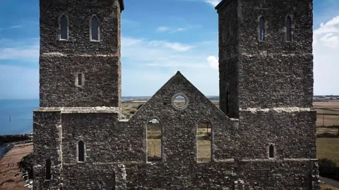 Reculver Towers Pull away 스톡 동영상 340560240