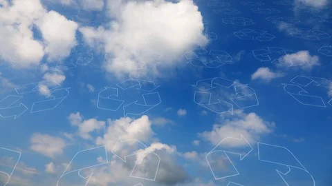 Recycle symbols on cloudy sky background Vídeos de archivo 121544046