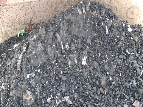 Recycle waste in skip Stockbeeldmateriaal 71148022