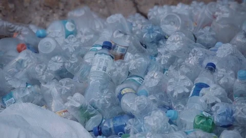 Recycling plastic bottles Video stock 72672815