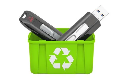 Recycling trashcan with USB flash drive, 3D rendering 库存插图