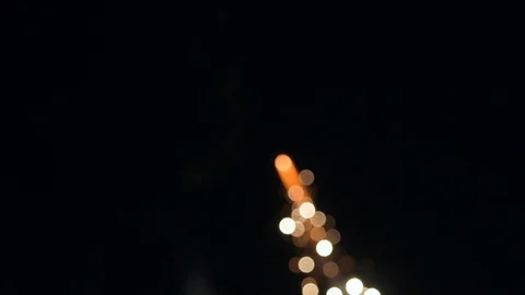 Red and Gold Fireworks Exploding in the Night Sky 動画素材 124445977