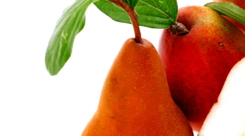 Red and gold pears with halfs Vídeos de archivo 26229156