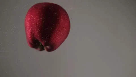 Red apples, bubbles Stock-Footage 197413198