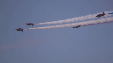 Red Arrows Acrobatic Team High Speed Acrobatics Stock Footage 94518502