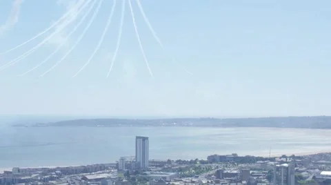 Red Arrows flying in formation over city Stock Footage 65062435