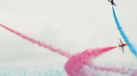 Red Arrows four jets crossing 10987 Stock Footage 25002054