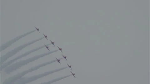 Red Arrows, Royal Air Force Aerobatic Team, Airshow 2024, Teignmouth, Devon, UK Stockbeeldmateriaal 279074357