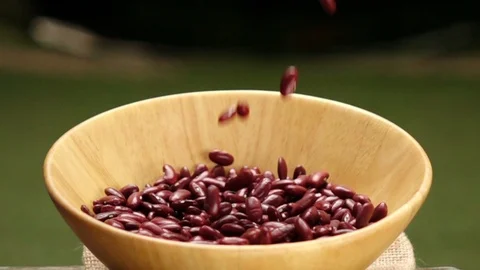 Red beans flow in slow motion Stock-Footage 116657530