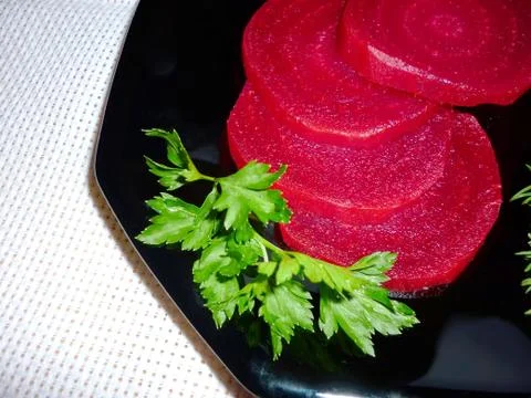 Red beetroot peeled on a plate Foto stock