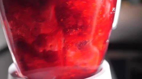 Red Berries in Blender. Stock-Footage 158852159