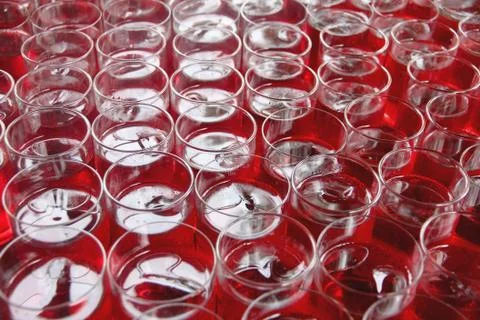 Red beverage in glass. Foto stock