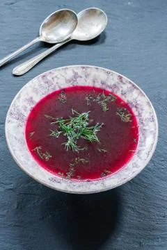 Red borscht - clear beetroot soup common in Eastern Europe and Russia Foto stock