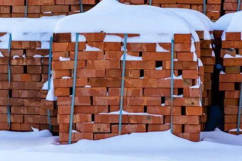 A red brick is built on the yard for construction country house Foto stock