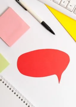 Red bubble copy space paper on the table. Business concept with empty bubble Foto stock