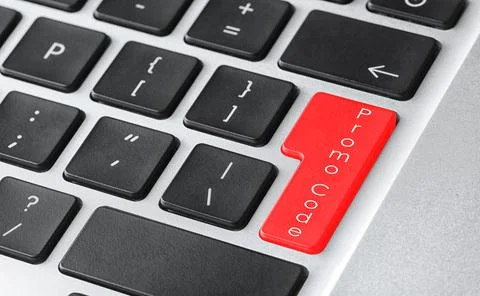 Red button with phrase Promo Code on computer keyboard, closeup view Foto stock