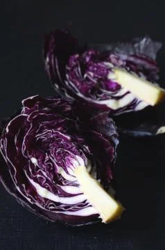 Red cabbage on dark background Foto stock