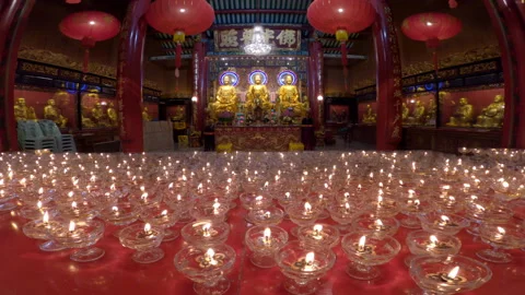 Red candles decoration in temple. Stock-Footage 169309764