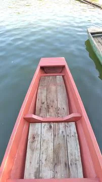 Red canoe Stock-Fotos