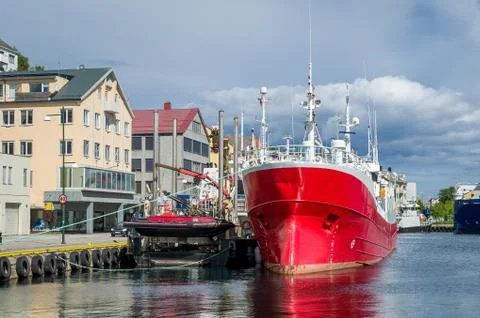 Red cargo ship 写真素材