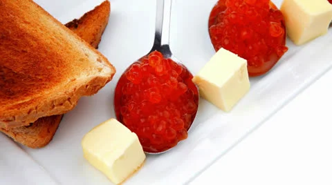 Red caviar on white Vídeos de archivo 25175177