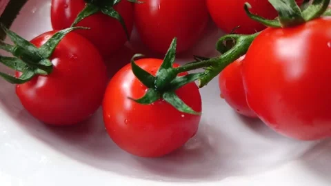 Red cherry tomatoes close-up Video stock 291012299