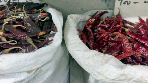 Red chilies Stock-Footage 324516945