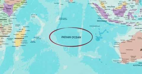 Red circle marking the indian ocean region on a modern political world map Видео 348178227