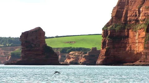 Red cliffs Stock Footage