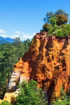 Red cliffs in roussillon Foto stock