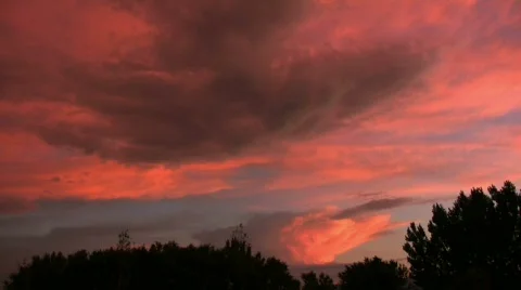 Red Cloud Sunset Time Lapse 動画素材 555673