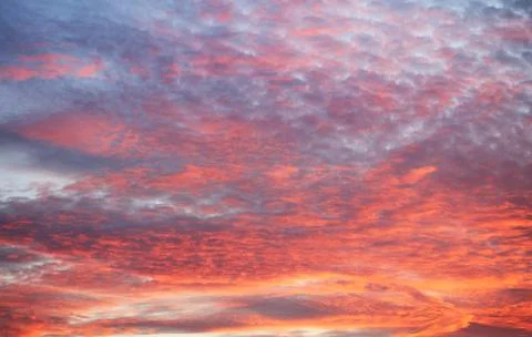 Red clouds at dramatic sunset, Only sky Foto stock
