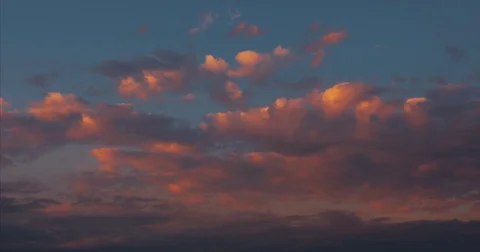 Red Clouds in the sunset sky Stock Footage 81358201
