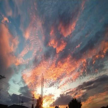 Red cloudy Stock Photos