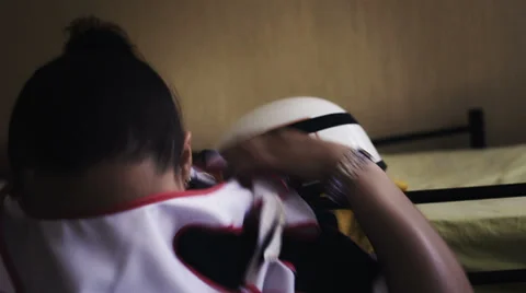 Red cross paramedic getting ready Video stock 34972087