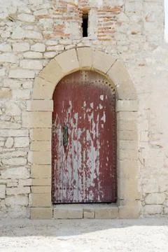 Red door arch Stock Photos