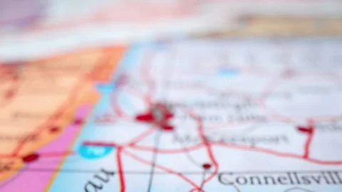 Red Dot Marks On Pittsburgh City Map in Pennsylvania With Flight Routes. - rack Stock Footage 310183176