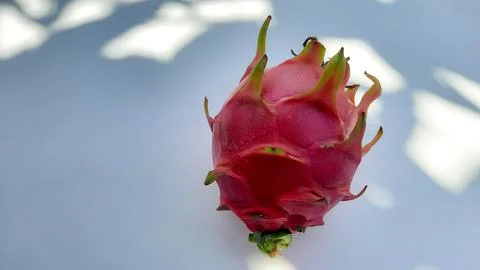 Red Dragon Fruit on white background 03 Foto stock