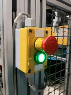 Red-emergency-stop-button-factory-photo-023 Stock Photos