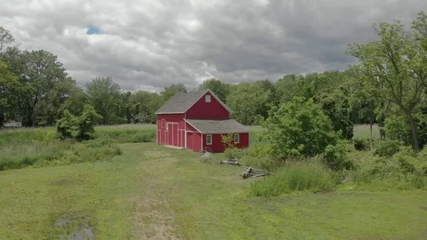 RED FARMHOUSE 스톡 동영상 111385510