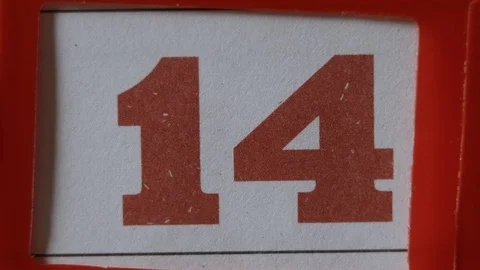 Red Frame Moves On The Calendar. The 14 Red Day Of The Calendar. Vídeos de archivo 106710163