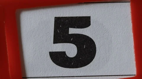 Red Frame Moves On The Calendar. The 5 Day Of The Calendar. Stock Footage 106581235